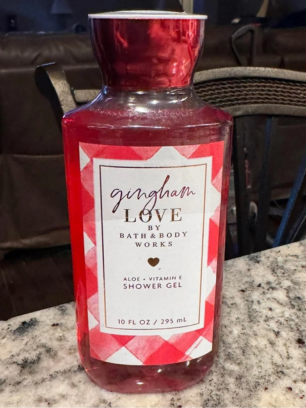 Bath & Body Works Gingham Love Shower Gel - Red
